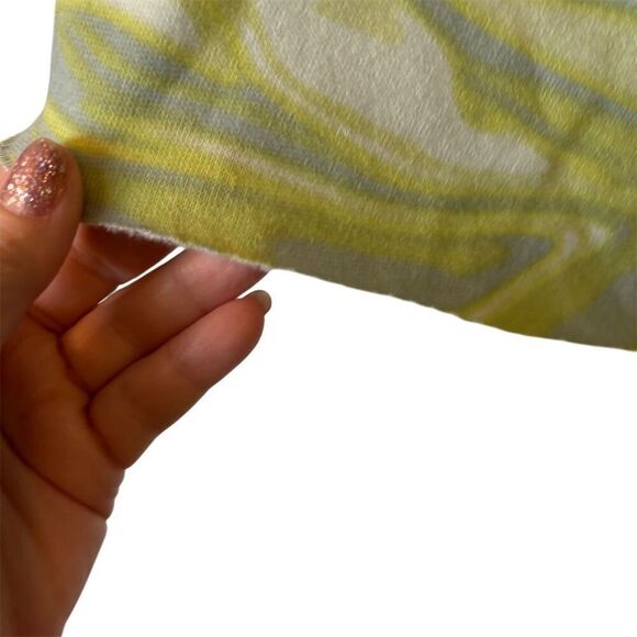 Wild Fable Women's Cropped Hoodie Green Swirl Geometric Size M - Picture 4 of 10